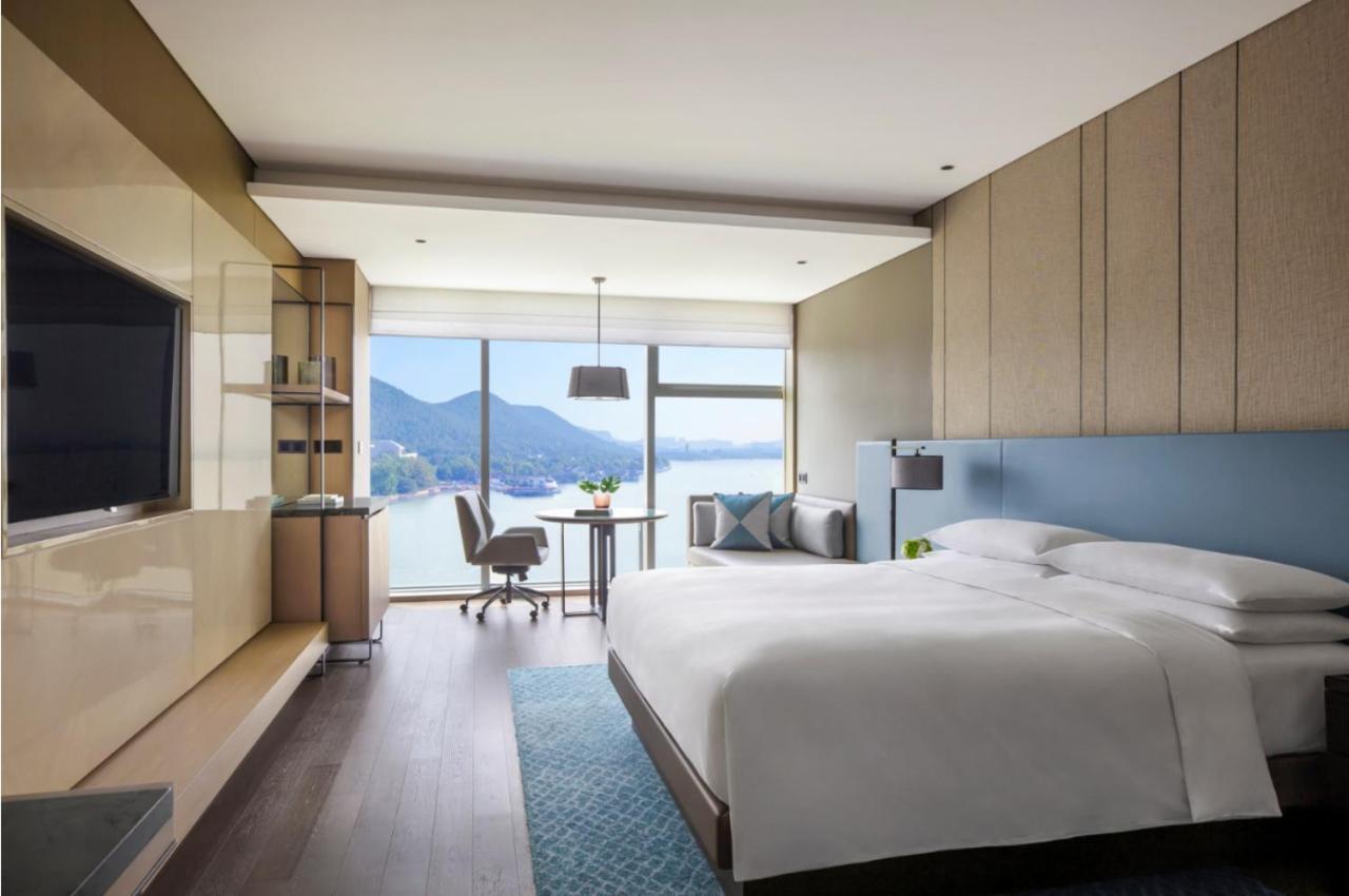 Xuzhou Marriott Hotel Lakeview Exteriör bild