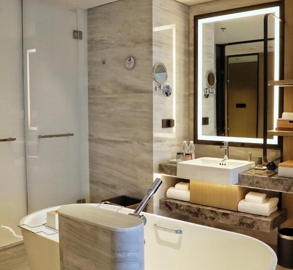 Xuzhou Marriott Hotel Lakeview Exteriör bild