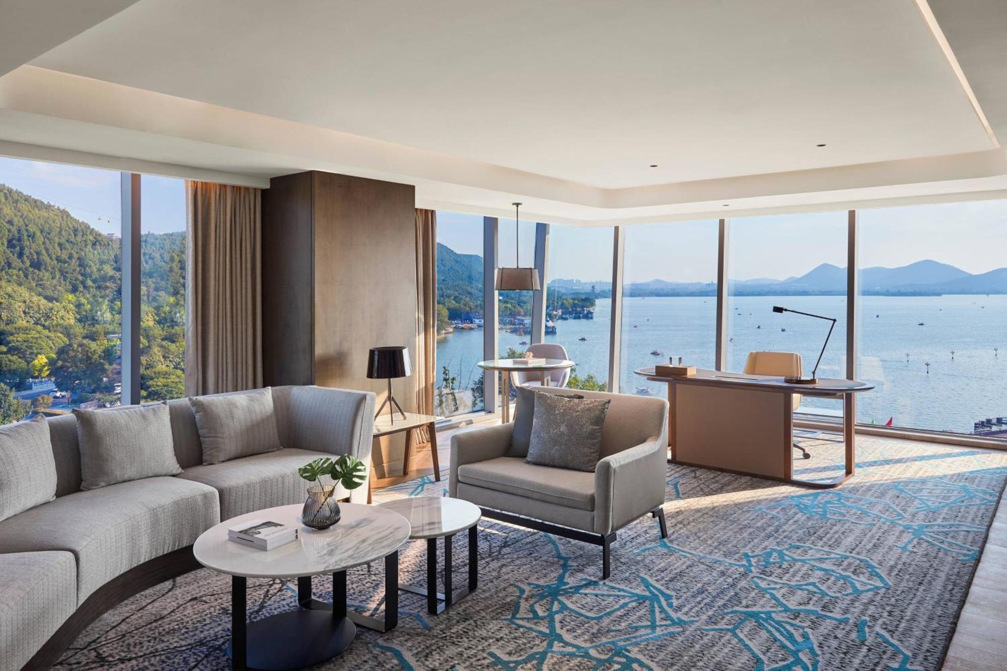 Xuzhou Marriott Hotel Lakeview Exteriör bild