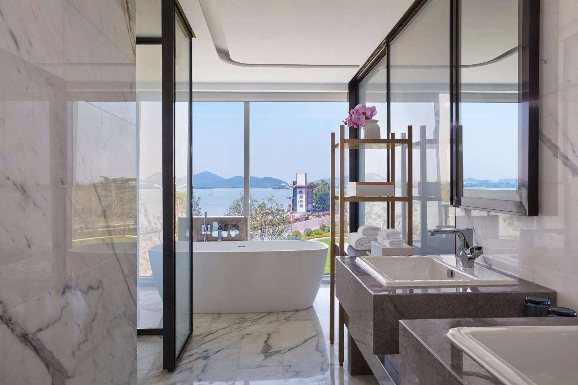 Xuzhou Marriott Hotel Lakeview Exteriör bild