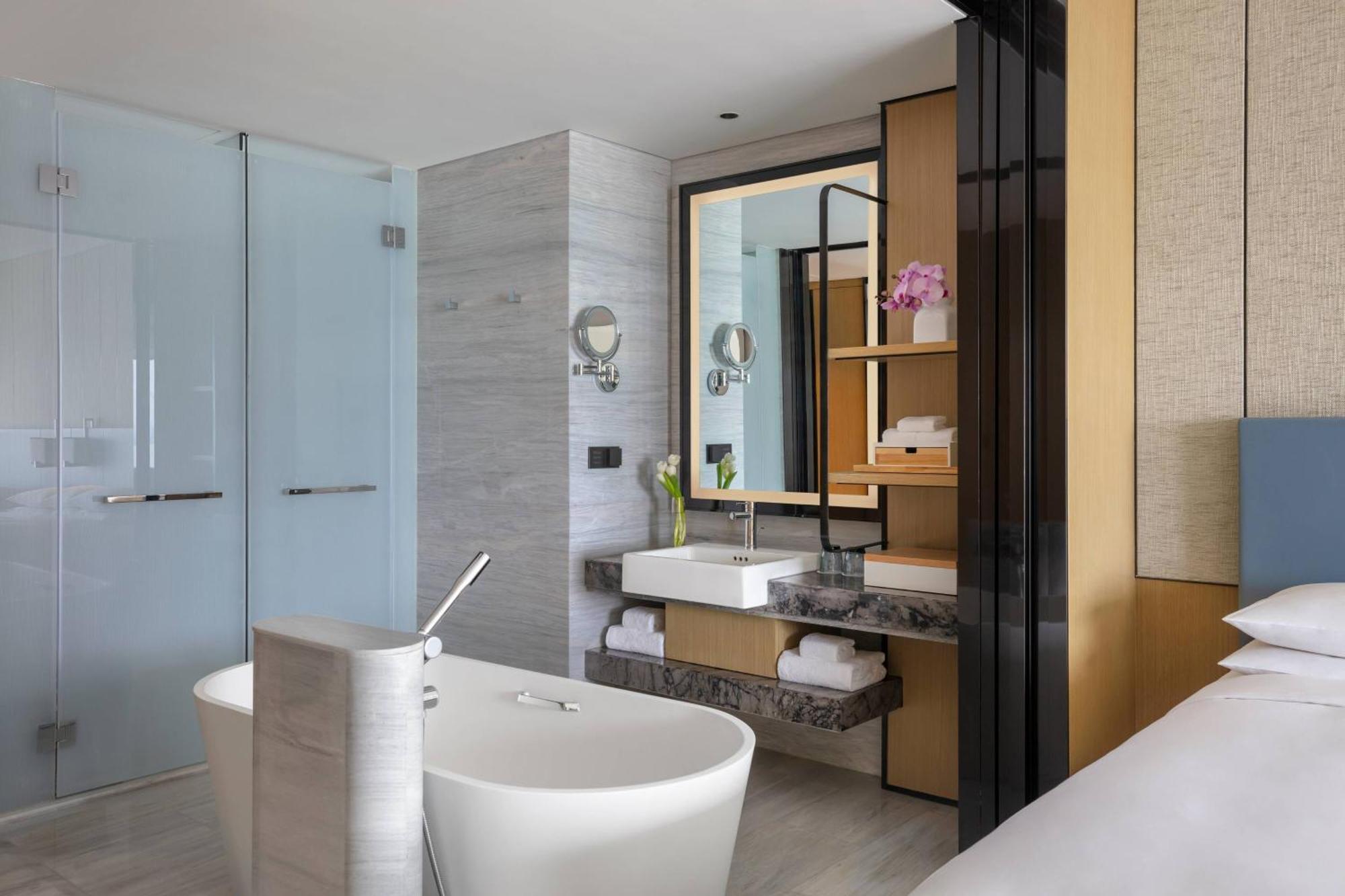 Xuzhou Marriott Hotel Lakeview Exteriör bild