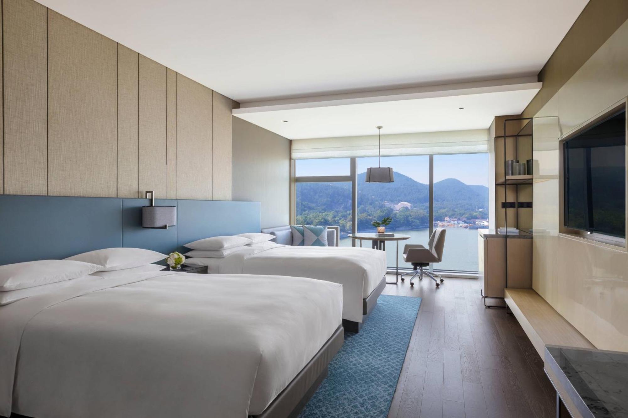Xuzhou Marriott Hotel Lakeview Exteriör bild