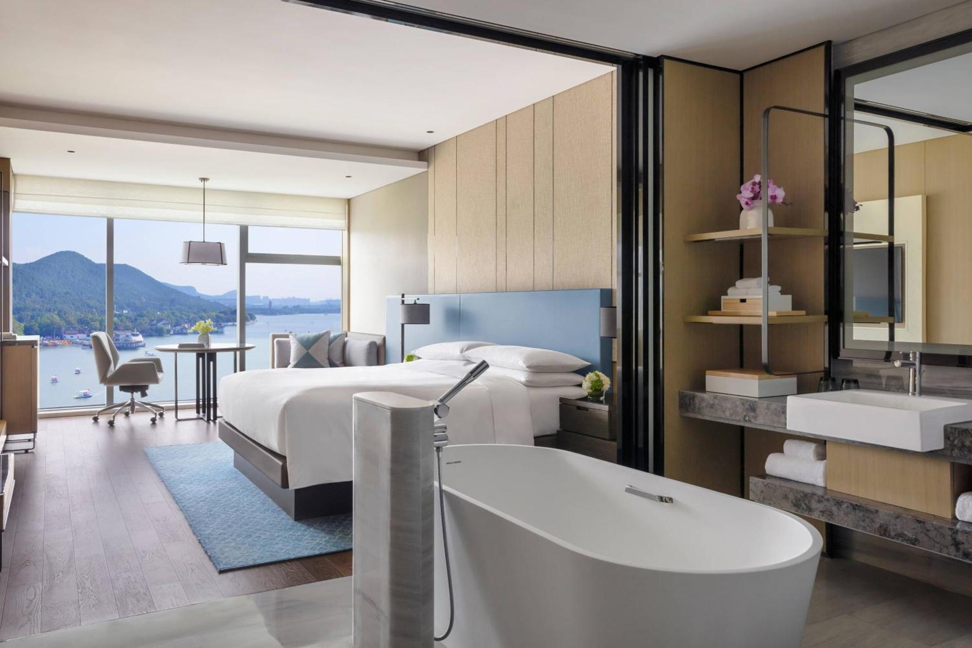 Xuzhou Marriott Hotel Lakeview Exteriör bild